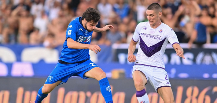 伦并肩作战 伦并肩作战