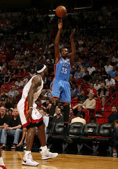 退役显得太 退役显得太